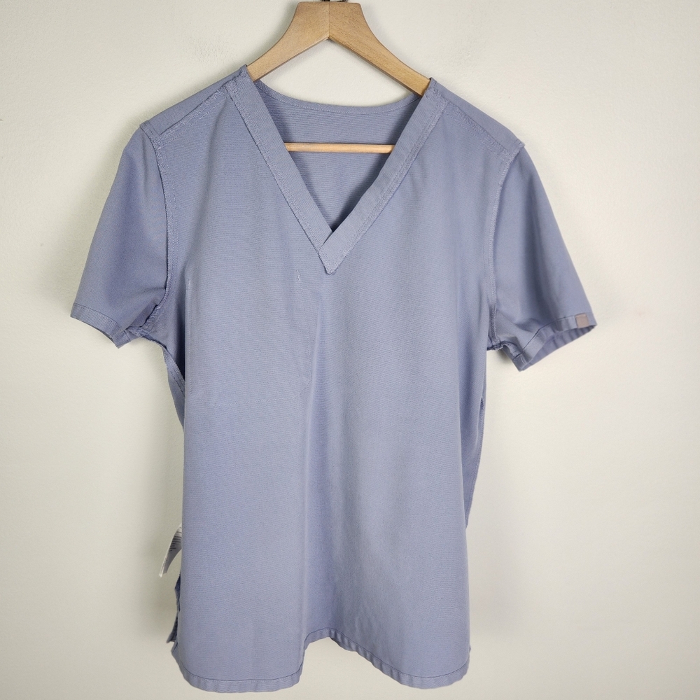 FIGS Women's Technical Collection Catarina One-Pocket Scrub Top Size L EUC #719 - Picture 6 of 10
